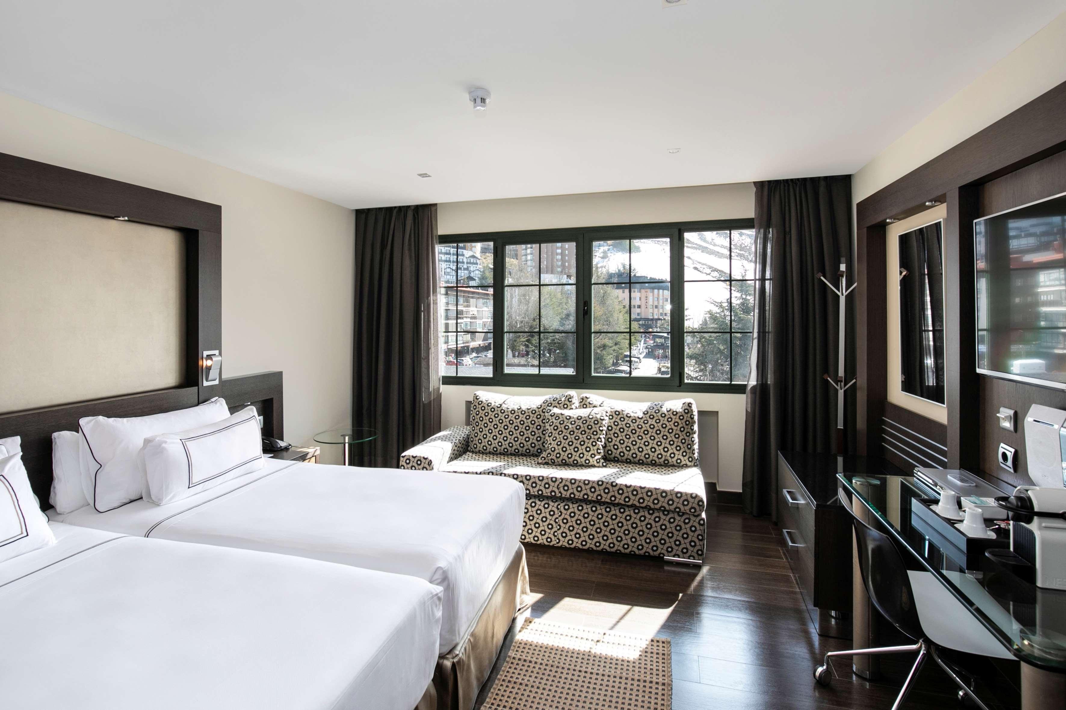 Melia Sol Y Nieve Hotel Сиера Невада Екстериор снимка