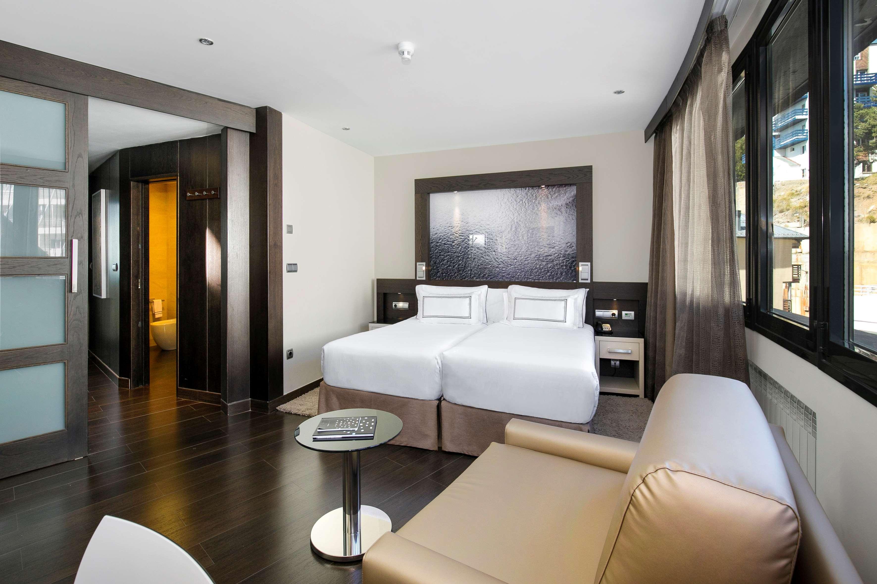 Melia Sol Y Nieve Hotel Сиера Невада Екстериор снимка